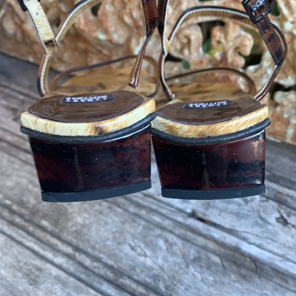 Stuart Weitzman Sandals - Picture 14 of 17